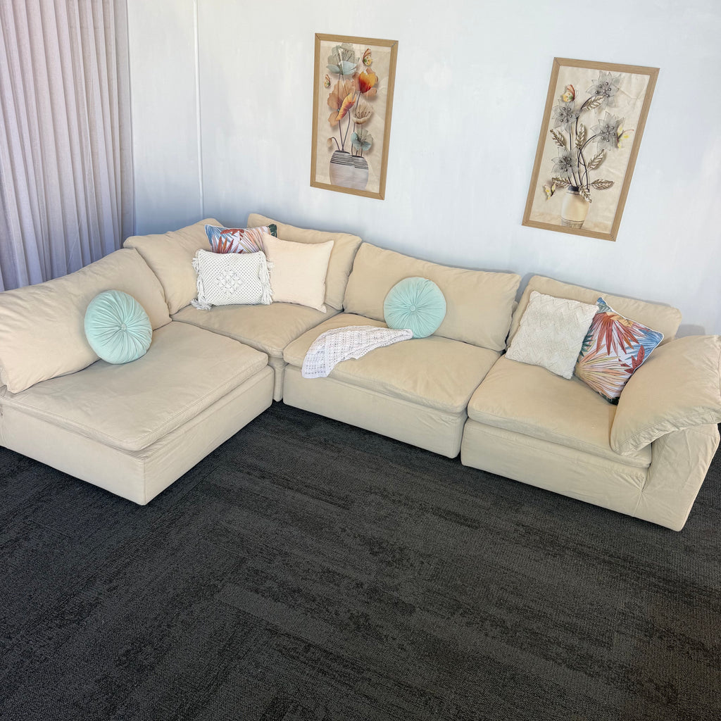 Harvey Norman – 4 Piece Modular Cloud Couch