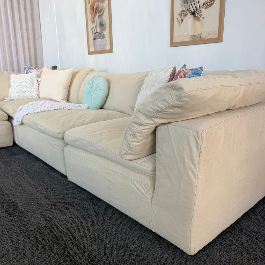 Harvey Norman – 4 Piece Modular Cloud Couch