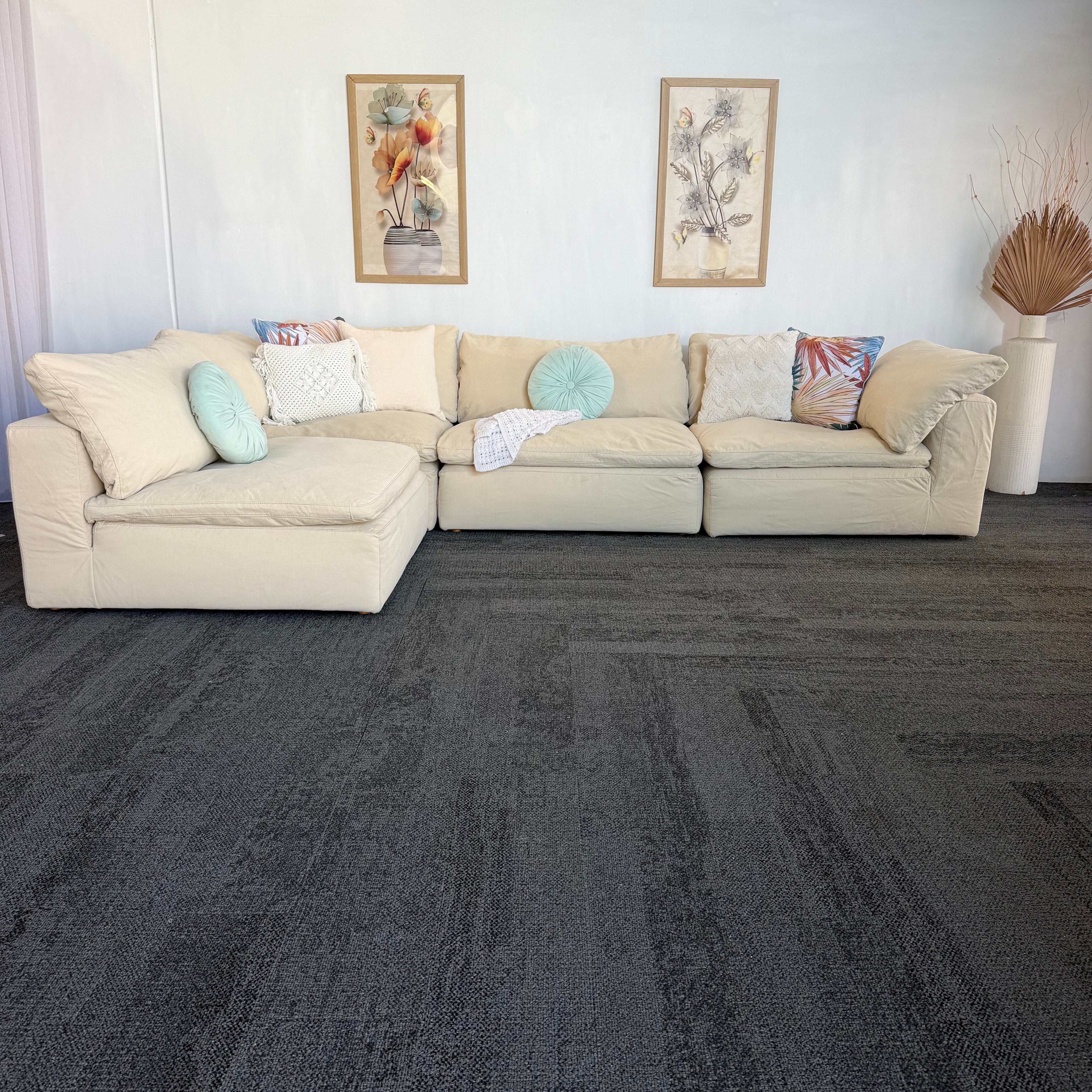 Harvey Norman – 4 Piece Modular Cloud Couch